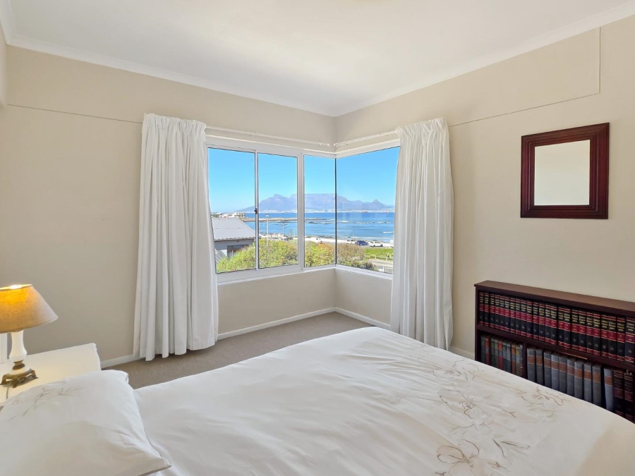 5 Bedroom Property for Sale in Bloubergstrand Western Cape